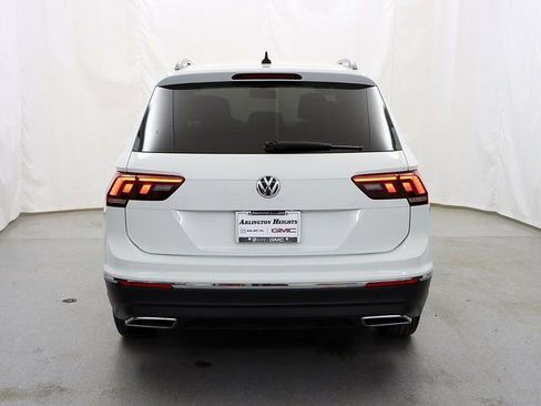 Used 2020 Volkswagen Tiguan SE image 6