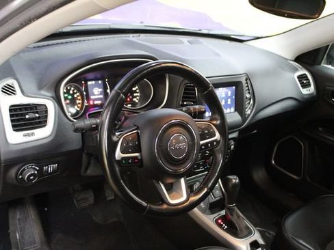 Used 2020 Jeep Compass Latitude AWD/4WD image 14