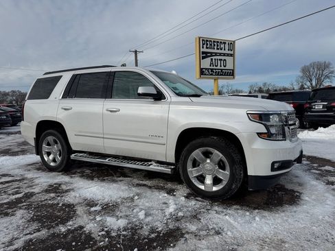Used 2017 Chevrolet Tahoe LT w/ LT Signature Package image 2
