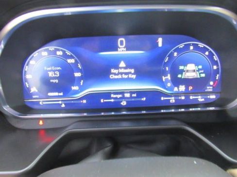 Used 2024 Chevrolet Suburban Premier image 21