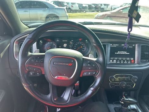 Used 2018 Dodge Charger R/T image 5