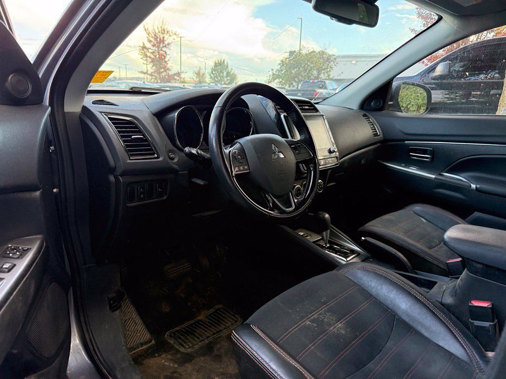 Used 2015 Toyota Tundra SR5 w/ SR5 Upgrade Package RWD image 5