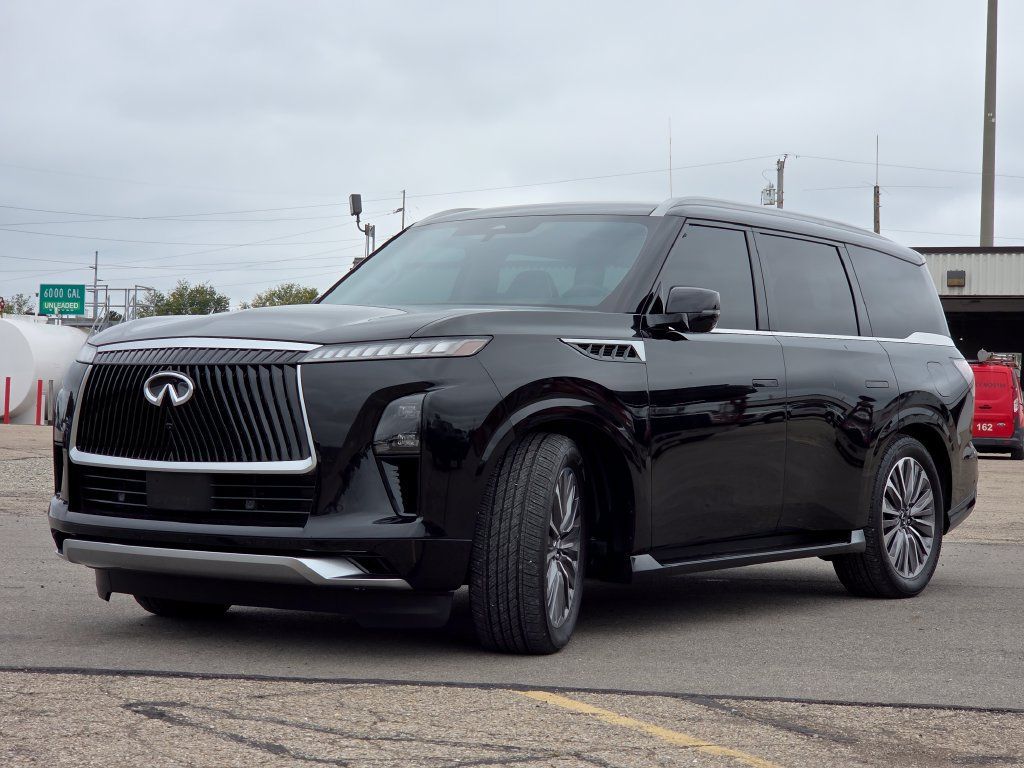 Used 2025 INFINITI QX80 Sensory AWD/4WD image 24