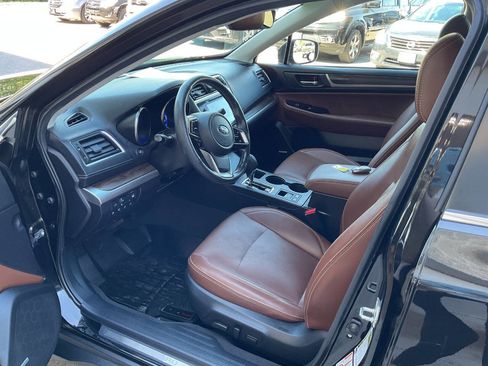 Used 2019 Subaru Outback 3.6R Touring w/ Popular Package #3A AWD/4WD image 14