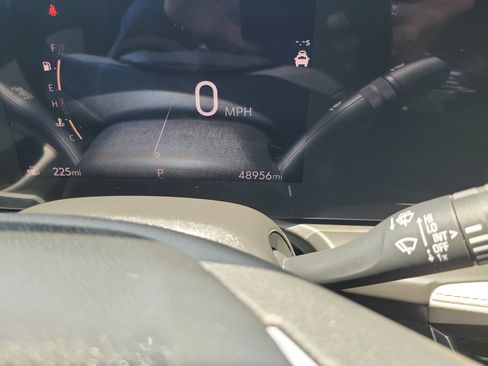 Used 2024 Buick Encore GX Avenir FWD image 29