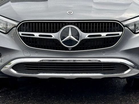 Used 2023 Mercedes-Benz GLC 300 4MATIC image 4