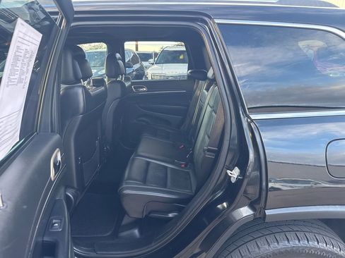 Used 2014 Jeep Grand Cherokee Limited image 10