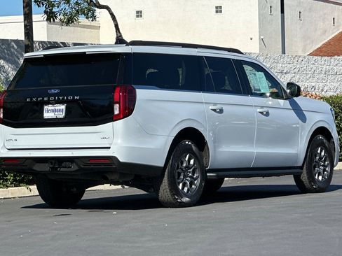 Used 2025 Ford Expedition Max Active image 4