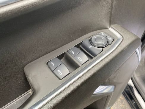 Certified 2025 Chevrolet Silverado 1500 LT AWD/4WD image 17