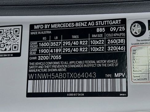 Certified 2026 Mercedes-Benz G 63 AMG 4MATIC image 32