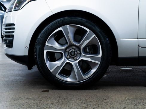 Used 2019 Land Rover Range Rover Supercharged image 7