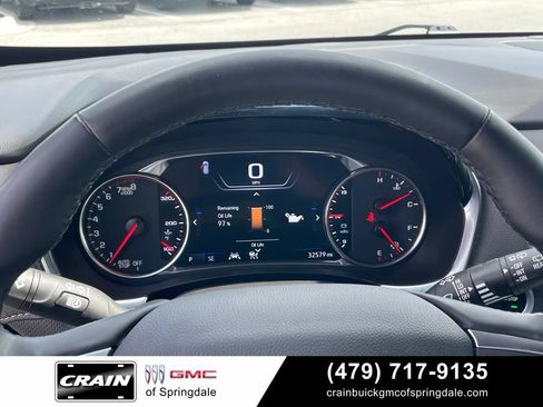 Used 2023 Chevrolet Traverse Premier AWD/4WD image 15