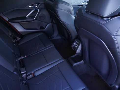 Certified 2025 BMW X2 xDrive28i image 32