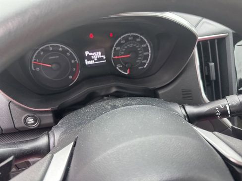 Used 2018 Subaru Impreza 2.0i Premium image 21