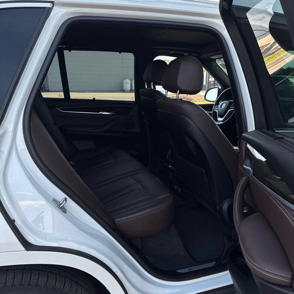 Used 2017 BMW X5 xDrive40e AWD/4WD image 13