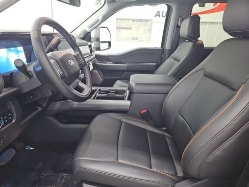 Used 2026 Ford F350 Lariat AWD/4WD image 19