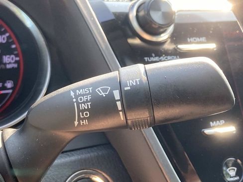 Used 2020 Toyota Camry XSE FWD image 30