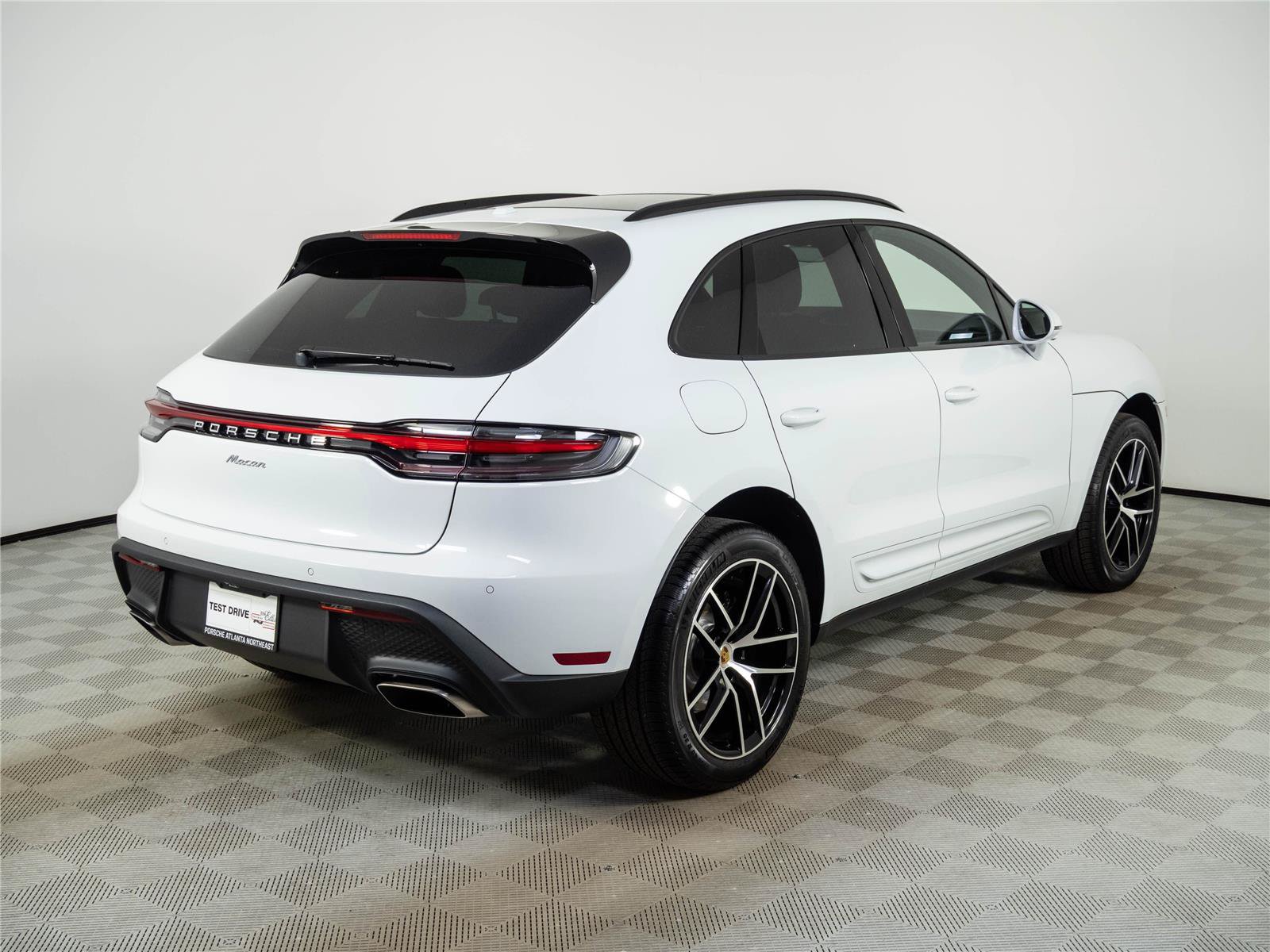 New 2026 Porsche Macan Turbo AWD/4WD image 29