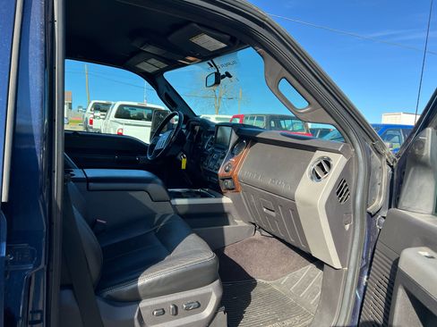 Used 2015 Ford F350 Lariat w/ Chrome Package image 15