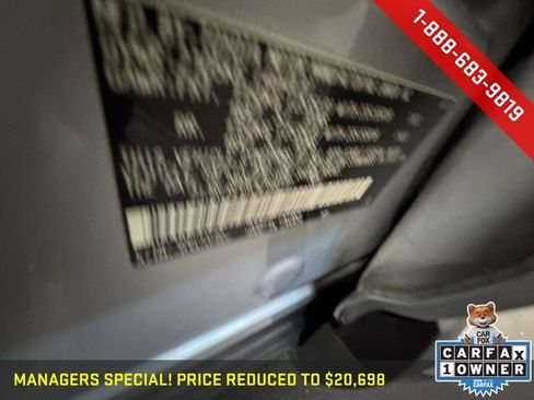 Used 2018 Toyota RAV4 XLE image 28