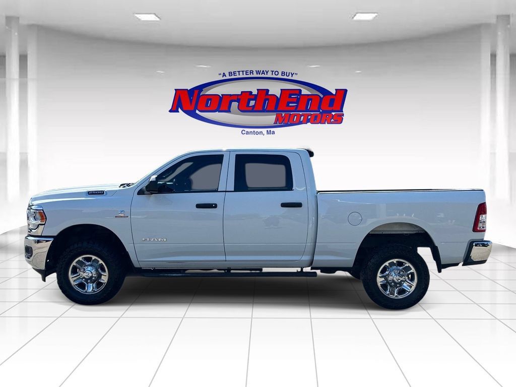 Used 2022 RAM 2500 Tradesman w/ Chrome Appearance Group AWD/4WD image 4