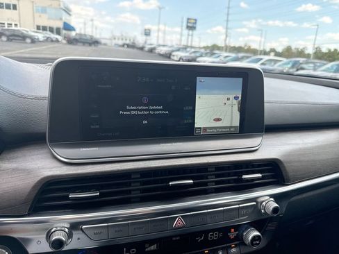 Used 2022 Kia Telluride SX w/ SX Prestige Package AWD/4WD image 16