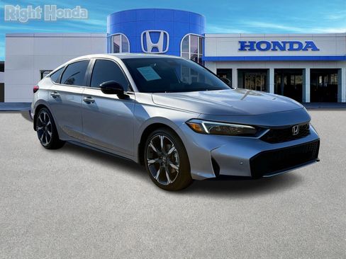 Used 2026 Honda Civic Sport Touring image 9