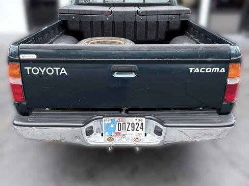 Used 1998 Toyota Tacoma 2WD Xtracab image 4