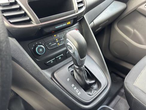 Certified 2022 Ford Transit Connect XL image 24