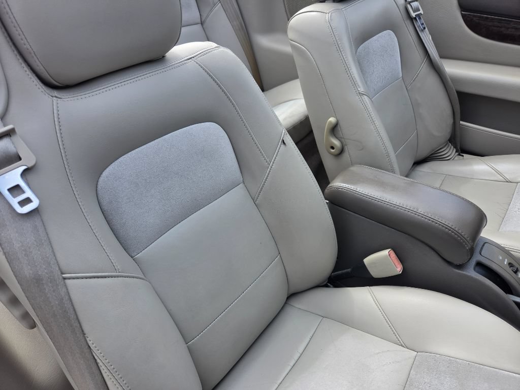 Used 2006 Chrysler Sebring Limited FWD image 31