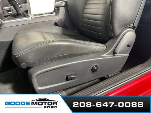 Used 2012 Dodge Challenger R/T RWD image 10
