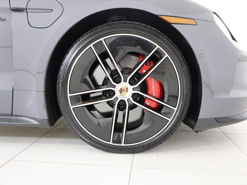 Certified 2025 Porsche Taycan GTS AWD/4WD image 30