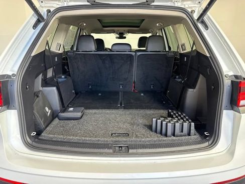 Certified 2024 Volkswagen Atlas SEL AWD/4WD image 22