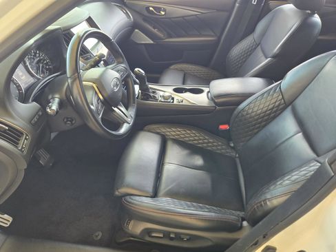 Used 2018 INFINITI Q50 Red Sport 400 w/ Sensory Package (Sport) image 11