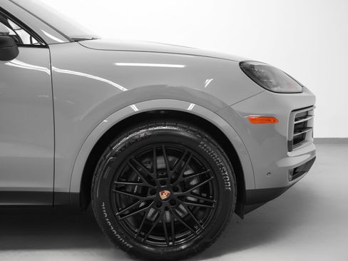 New 2026 Porsche Cayenne Coupe image 14