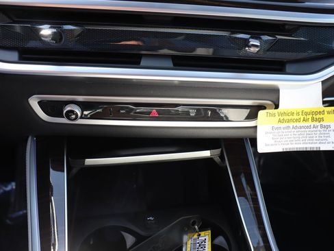 Used 2025 BMW X5 sDrive40i w/ Premium Package image 22