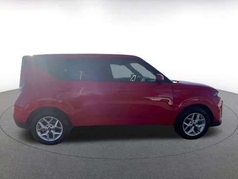 Used 2025 Kia Soul LX w/ LX Technology Package image 15