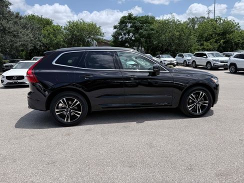 Used 2018 Volvo XC60 T5 Momentum w/ Convenience Package AWD/4WD image 7