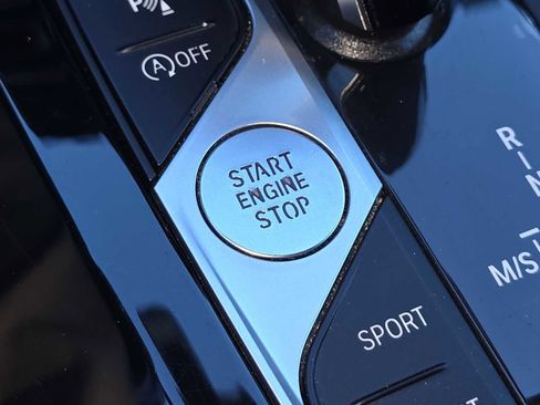 Used 2023 BMW X3 sDrive30i image 24