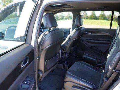 Certified 2023 Jeep Grand Cherokee L Laredo AWD/4WD image 16