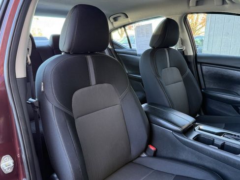 Used 2021 Nissan Sentra SV image 18