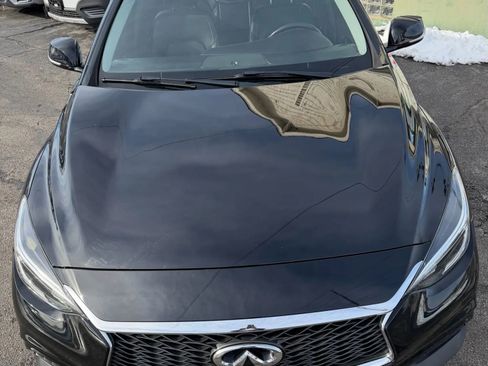 Used 2018 INFINITI QX30 Premium w/ Cargo Package image 12