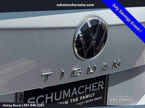 Used 2024 Volkswagen Tiguan SE FWD image 16