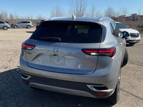 Used 2023 Buick Envision Essence image 2