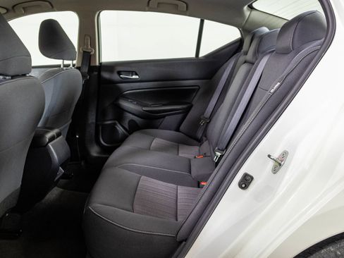 Used 2022 Nissan Altima 2.5 SV AWD/4WD image 36