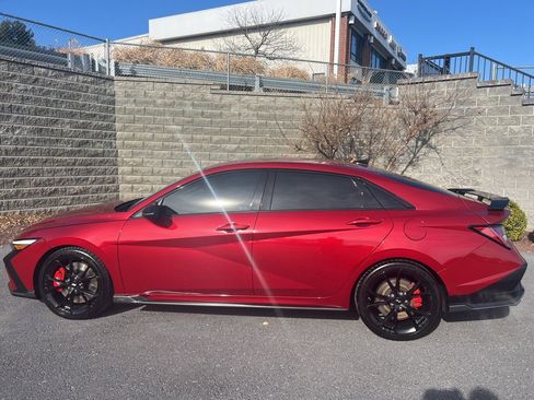 Used 2025 Hyundai Elantra N Base image 28