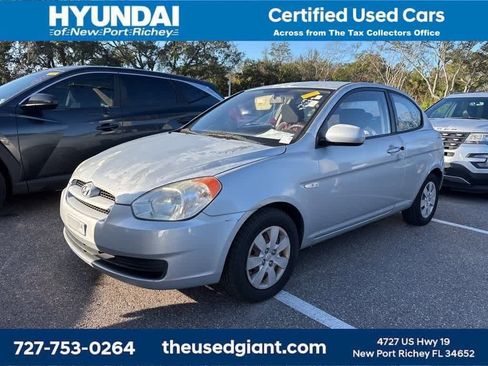Used 2010 Hyundai Accent GS w/ Premium Pkg 3 image 1
