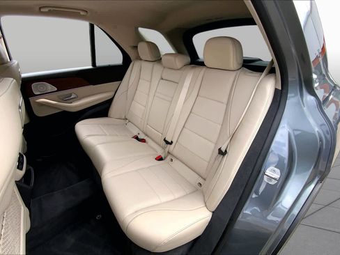 Used 2020 Mercedes-Benz GLE 350 4MATIC image 19