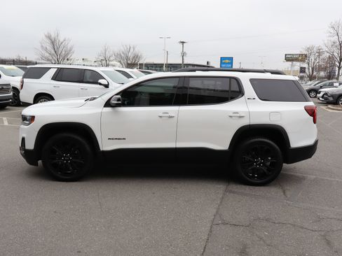 Certified 2023 GMC Acadia SLE w/ Driver Convenience Package image 7