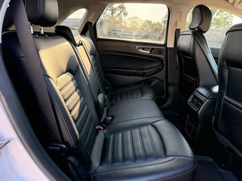 Used 2019 Ford Edge SEL w/ Equipment Group 201A AWD/4WD image 20
